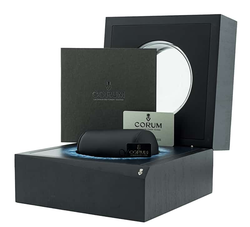 Corum Bubble 390.101.04/0371 EY01